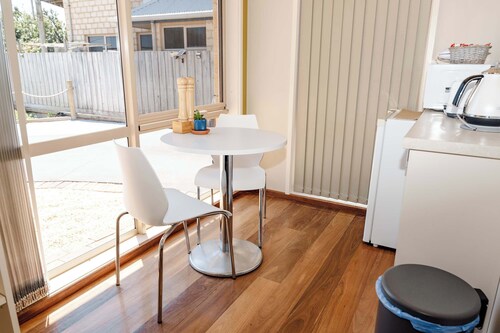Twelve Apostles Beach House-STUDIO