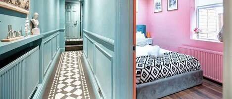 2 slaapkamers, een strijkplank/strijkijzer, wifi, beddengoed