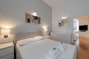 2 室のベッドルーム、WiFi、ベッドシーツ