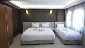 Quarto triplo | Wi-Fi de cortesia, acesso para cadeiras de rodas