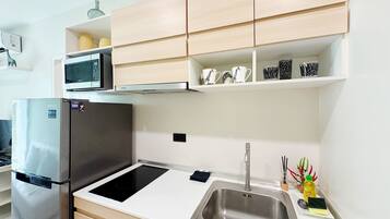 Apartment, Balcony | Private kitchen
