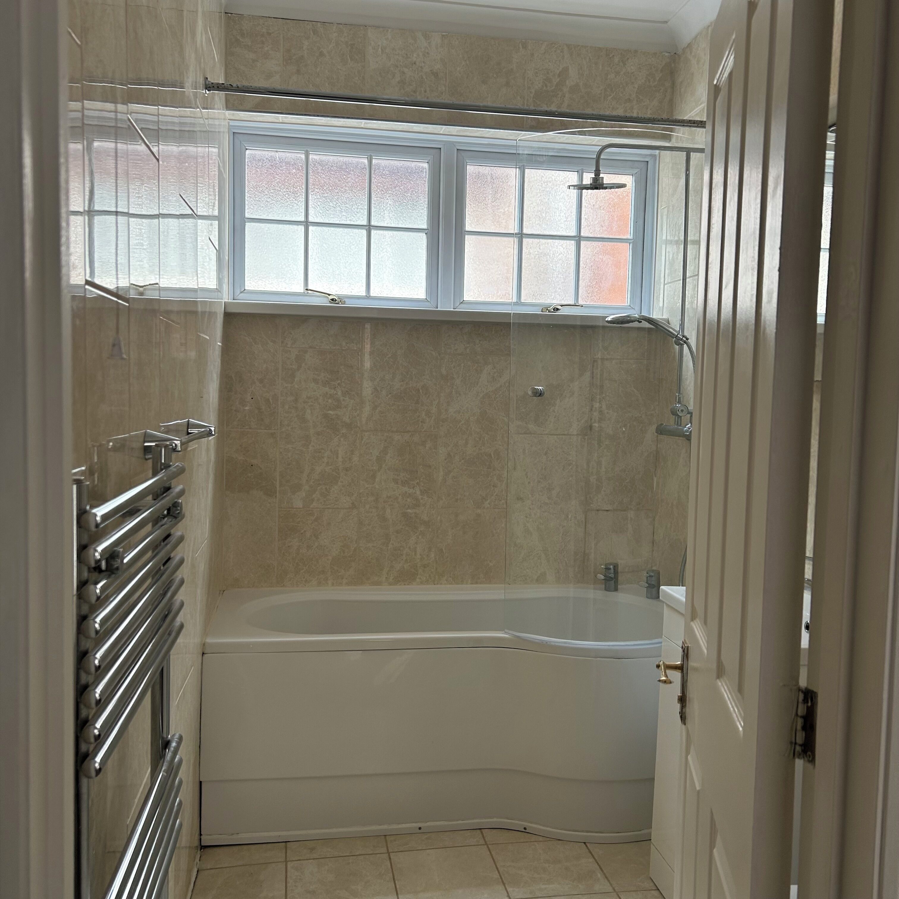 Shower, bidet, towels, soap