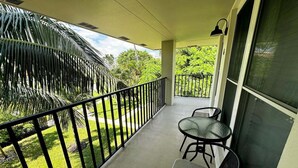 Property grounds - 2BR Marco Island condo with heated pool, WiFi, and full kitchen (Marco Island)