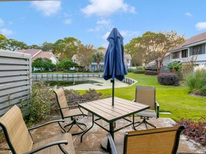 Outdoor dining - Spacious 2 Bed 2 Bath Loft – Beachwalk at Sandestin Golf and Beach Resort (Miramar Beach)