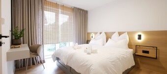 Close to the lake2, private garden, parking space, close to the beach