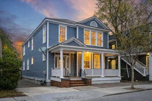 Exterior - Spacious 3BR Home, Walk to King St! (Charleston)