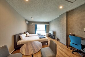 ห้องทวิน, ปลอดบุหรี่ | ตู้นิรภัยในห้องพัก, โต๊ะทำงาน, ผ้าม่านกันแสง, Wi-Fi ฟรี