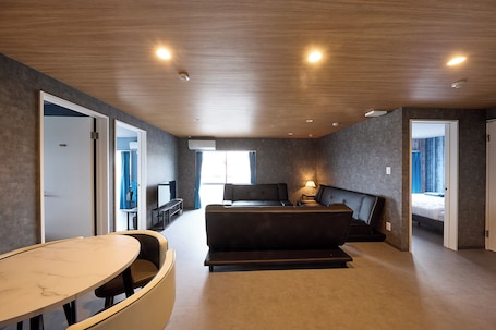 Family Room | Living area