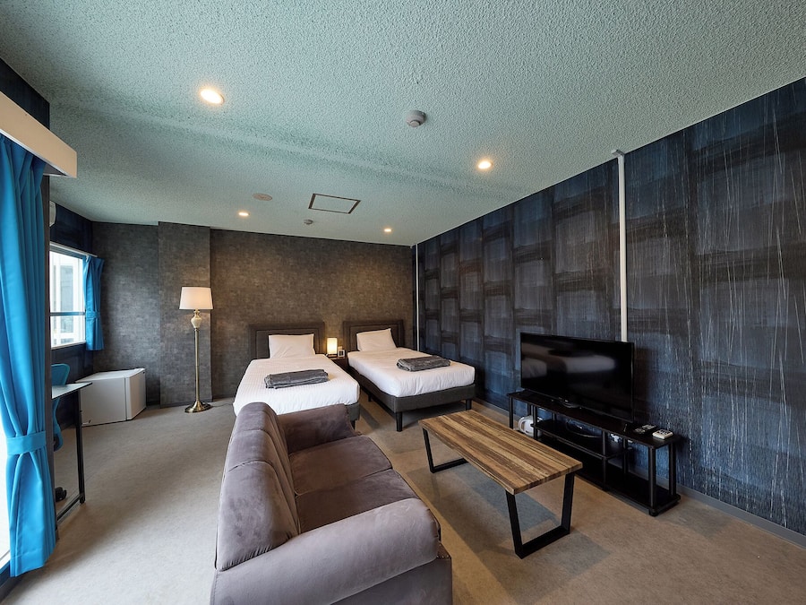 Superior Twin Room, Non Smoking | In-room safe, desk, blackout curtains, free WiFi