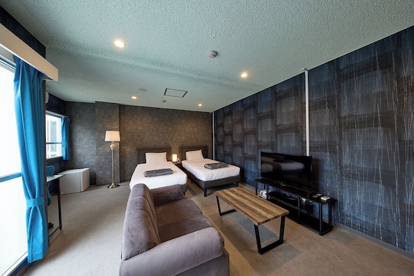 Superior Twin Room, Non Smoking | In-room safe, desk, blackout drapes, free WiFi - HOTEL CABANA MIYAKOJIMA (Miyakojima)