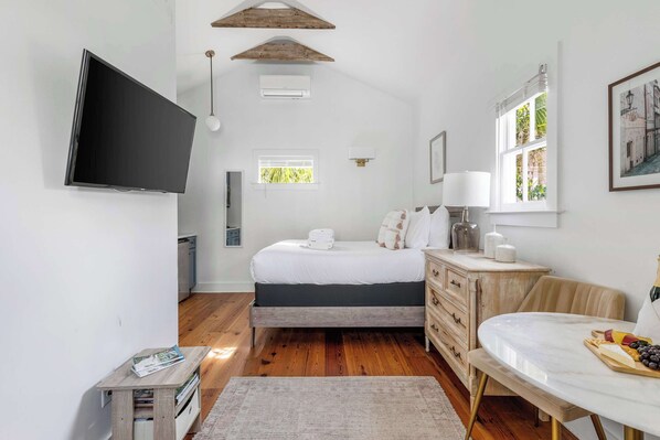 1 bedroom, iron/ironing board, travel crib, WiFi