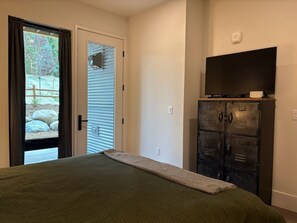 2 bedrooms, Internet, bed sheets, wheelchair access