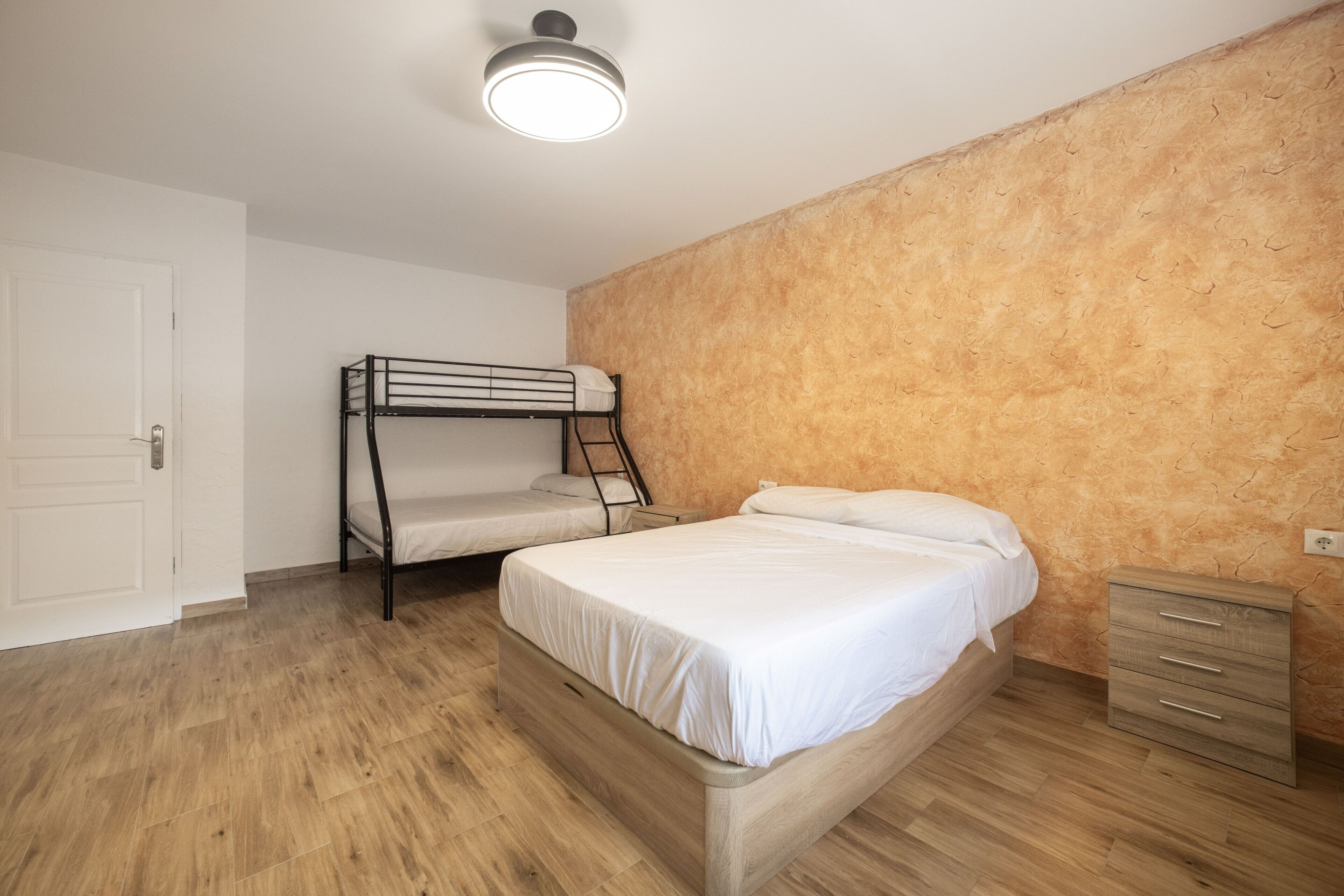 3 slaapkamers, wifi, beddengoed