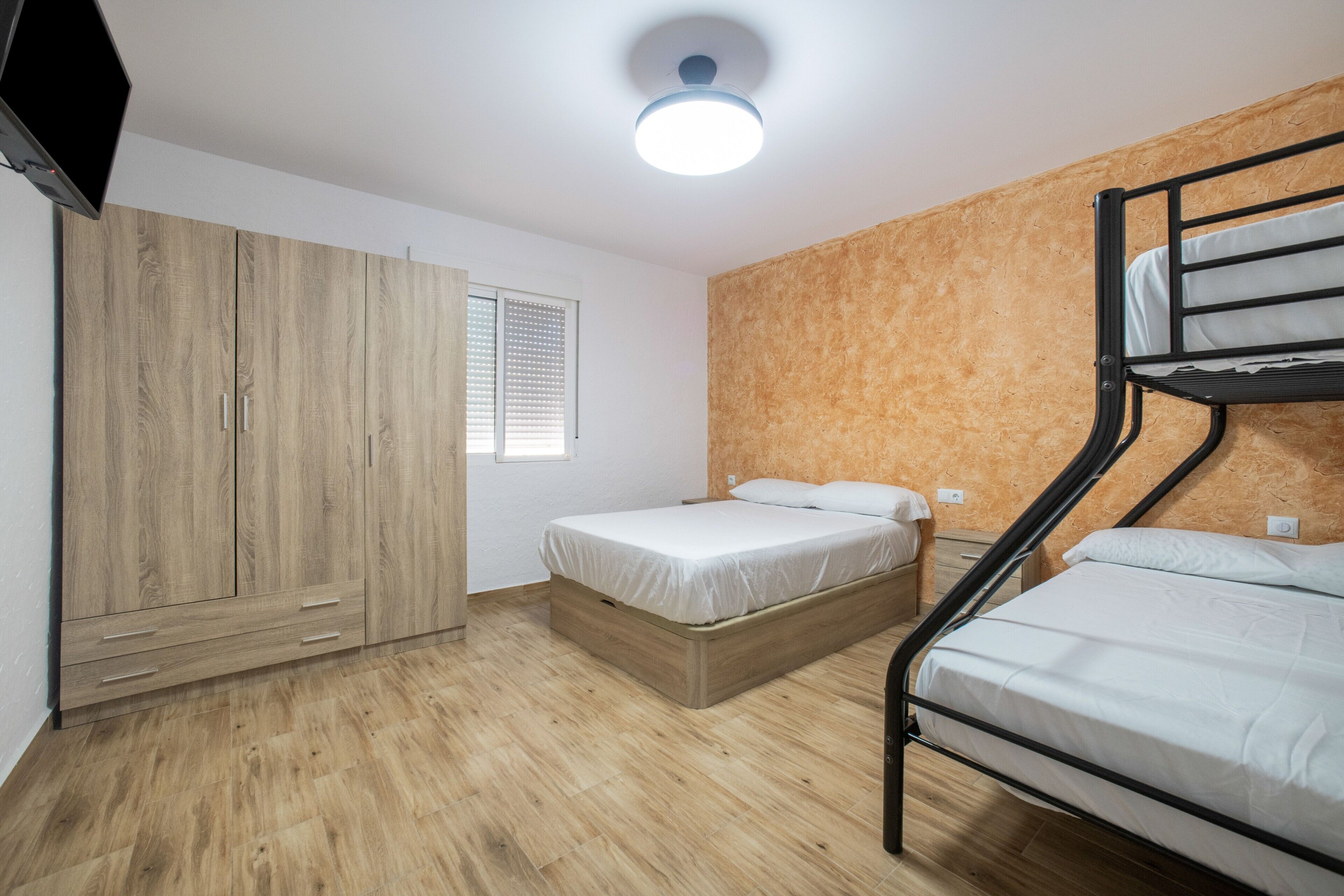 3 slaapkamers, wifi, beddengoed