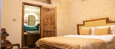 Standard Room | Free WiFi