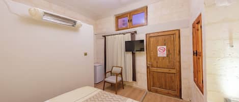 Standard Oda, Bahce Manzarali - 106 | Premium bedding, minibar, desk, WiFi (free)