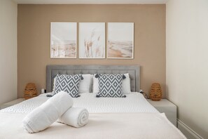 2 bedrooms, Internet, bed sheets