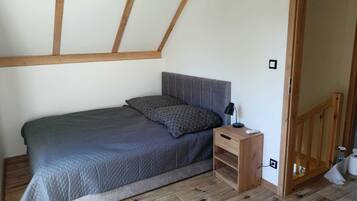 House | 3 bedrooms, bed sheets