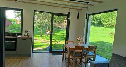 New, Comfortable Holiday Home by the sea