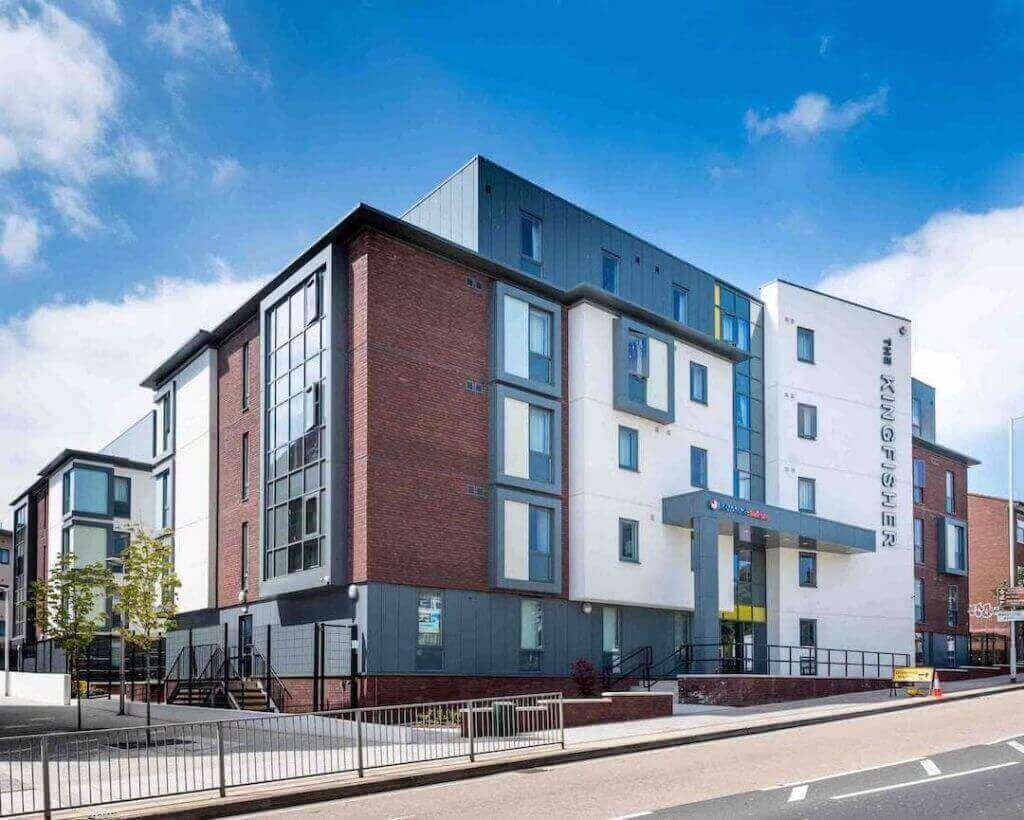 Bagian depan properti