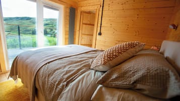 1 bedroom, WiFi, bed sheets, wheelchair access