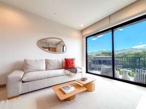 TV - Kamin Casa, Ocean Views & Beach Club (Sardinal)