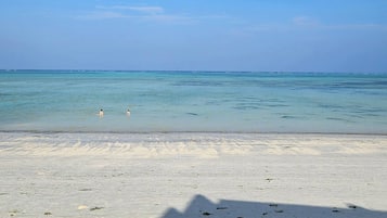 Apartment, 2 Bedrooms | Beach