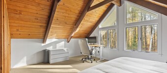 Luxury A-Frame | Stratton Ski Haus | Hot Tub + Sauna