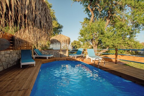 Villa Kalimoukos with Sea View, Wi-Fi and Air Conditioning