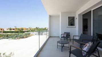 Dara Holiday Apartament, 401 | Terrace/patio