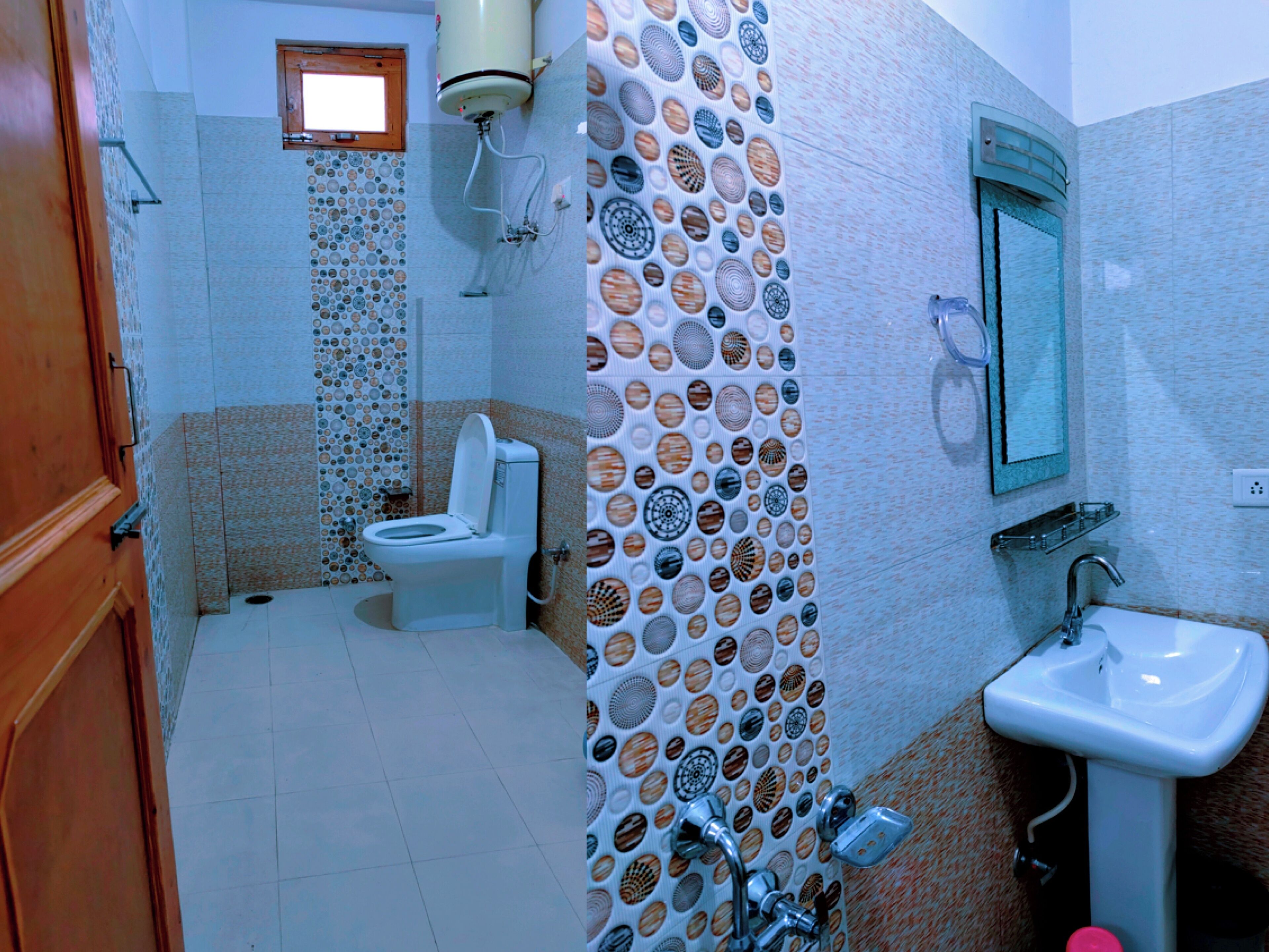 Towels, soap, shampoo, toilet paper