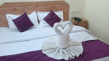 Superior Double Room, Mountain View | Egyptian cotton sheets, premium bedding, down duvets, memory-foam beds