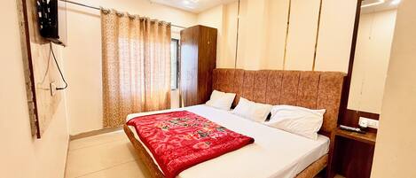 Sängtillbehör av högsta kvalitet, skrivbord och arbetsyta för laptop