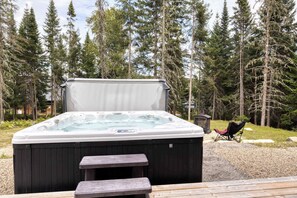 Bain à remous extérieur