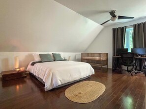 WiFi, bed sheets