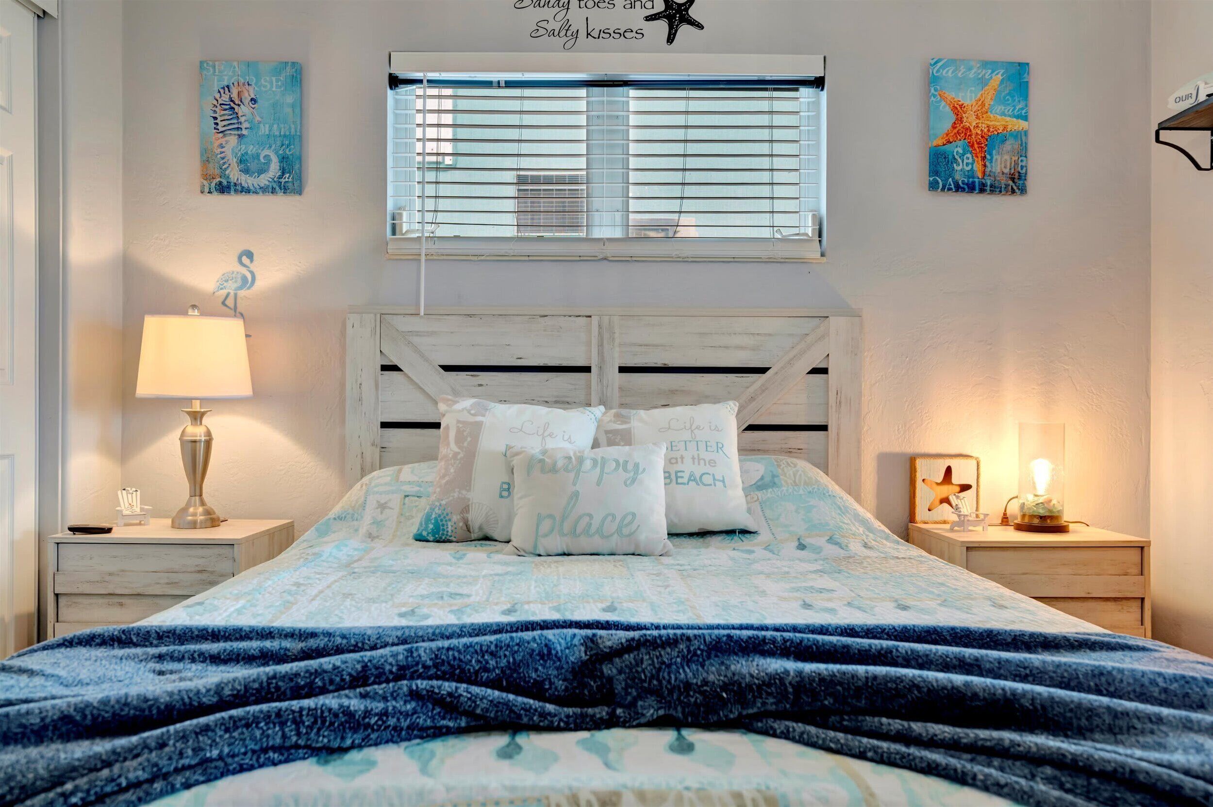 2 slaapkamers, een strijkplank/strijkijzer, reisbedje, wifi