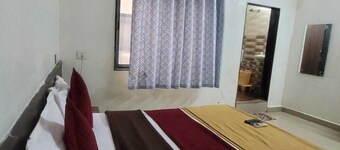 HOTEL ARADHANA