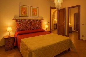 3 bedrooms, bed sheets