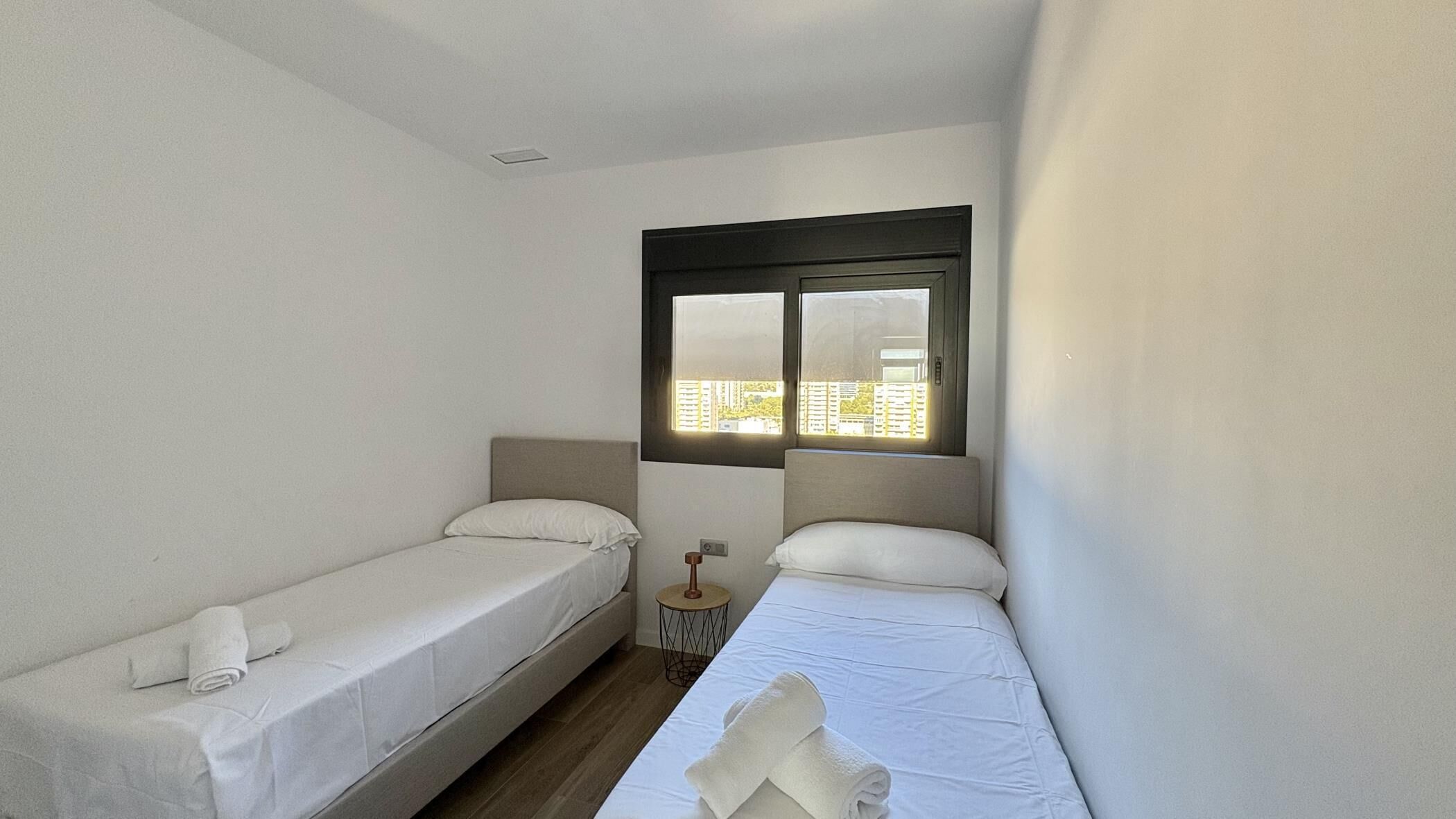 2 bedrooms, iron/ironing board, internet, bed sheets