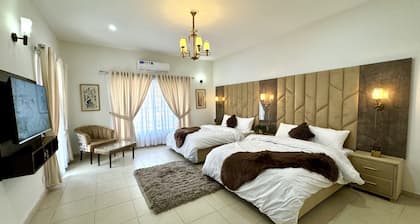 Grand Berkshire Signature Hotel