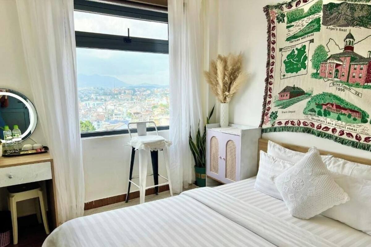 Standard Double Room | Free WiFi