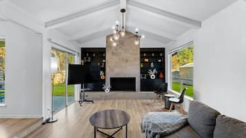 Tv, videospil, kontorer