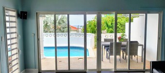 New Listing, Exceptional 3 bed & bath with private pool in Pelican Cove