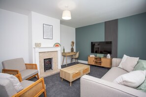 Smart TV - Peaceful and serene setting while being centrally located (Blackhill)