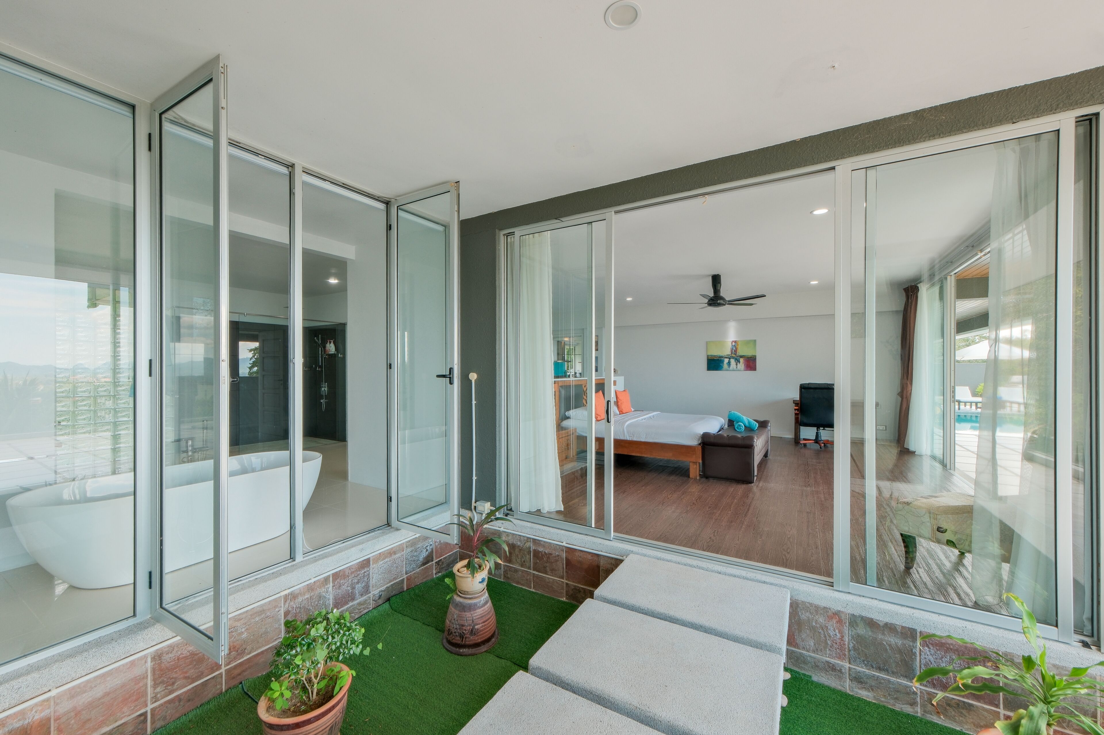 4 Schlafzimmer, Zimmersafe, Bügeleisen/Bügelbrett, Reisekinderbett