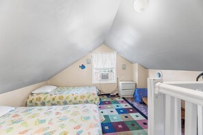 3 bedrooms, free WiFi, bed sheets