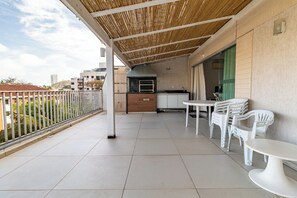 Appartement Classique, 3 chambres, cuisine | Lanai