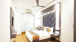 Double Room, City View | Free WiFi - Hotel Gorrion (Mumbai)