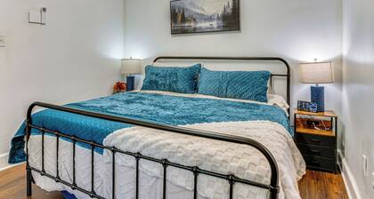 Walkable Location: Pet-friendly Apartment in Lodi!