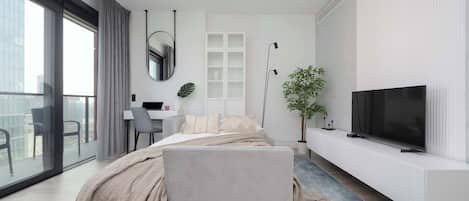 Desk, iron/ironing board, travel cot, WiFi